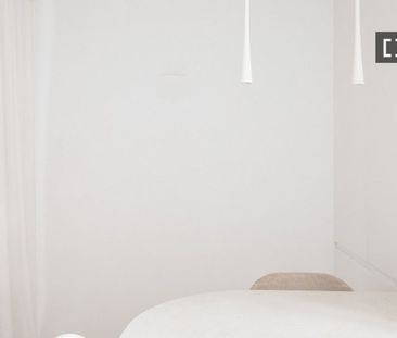 2 room luxury Apartment for rent in Valencia, Spain - Photo 2