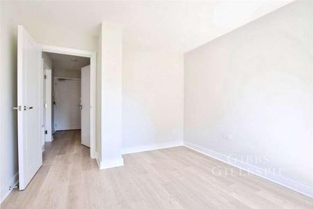 Long Lane, Hillingdon, UB10 - Photo 3