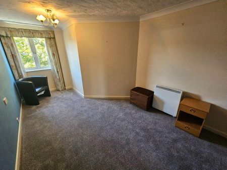 1 bedroom flat to rent - Photo 2