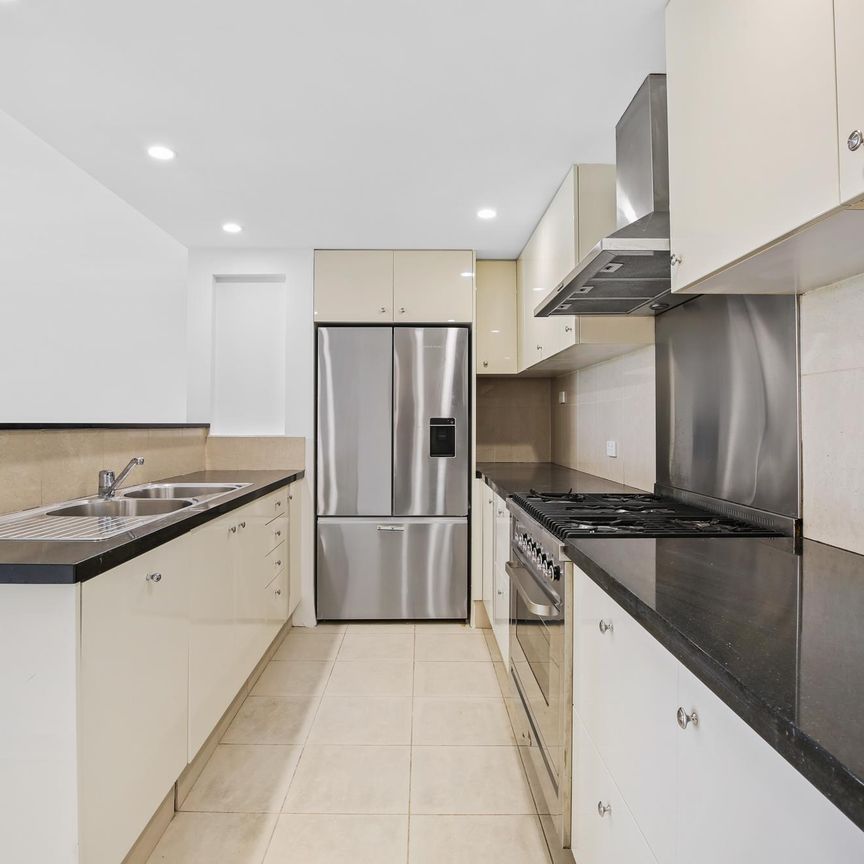 302/1A CLEMENT PLACE, Rushcutters Bay NSW 2011 - Apartment For Rent | Domain - Photo 1