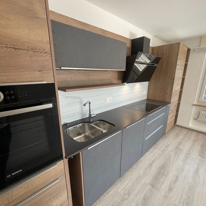 Appartement de 70m2 devant la gare avec balcon - Photo 1