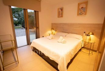 Luxury Villa for rent in Cap Martinet, Spain