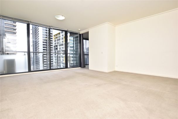 2406/668 Bourke Street - Photo 1