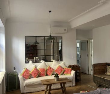 Stunning 2-bedroom apartment for rent in Centro - Photo 3