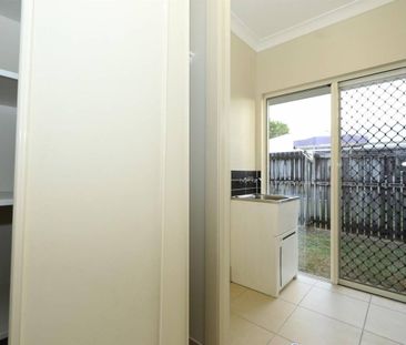 Large Three Bedroom Home with Side Access - Close to Trinity Anglic... - Photo 2