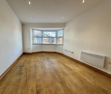 Charminster Road, Bournemouth, - Photo 1