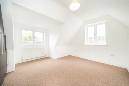 Kavsan Place, Cranford, TW5 - Photo 2