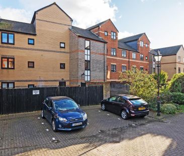 3 bedroom apartment to rent - Photo 4