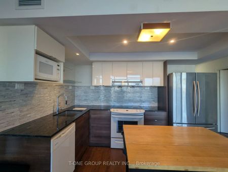 121 Mcmahon Drive #908 , - Photo 4