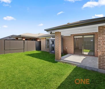 72 Coleman Loop, Catherine Field, NSW 2557 - Photo 5