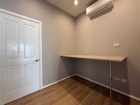 Neat & Convenient Home in Wulguru + Swimming Pool! - Photo 3