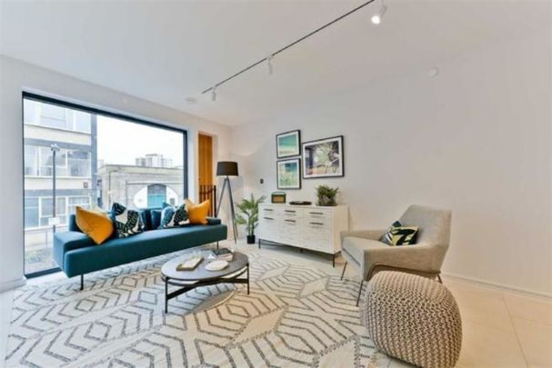 2 Bedroom Apartment, Hackney Road, London - Photo 1