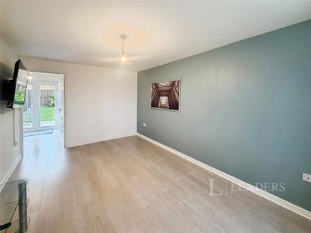 2 bedroom semi-detached house to rent - Photo 2