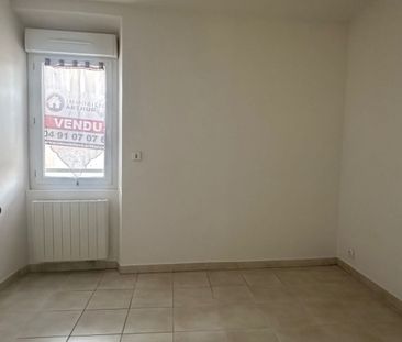 Location Appartement P2 rénové(e) Marseille 13ème - Photo 1