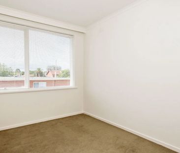 Unit 8/102 Westbury Street, St Kilda East. - Photo 3