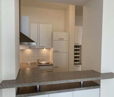 Schöne City Altbauwohnung!- kurze Wege! - Foto 3