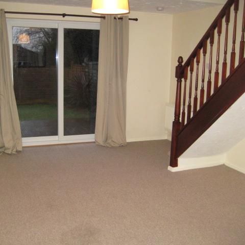 2 bedroom terraced house to rent - Photo 1