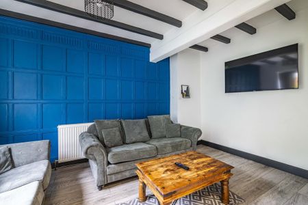 6 bedroom house to rent - Photo 2