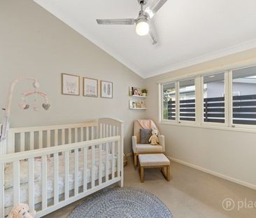 Stylish home in enviable location - Photo 3