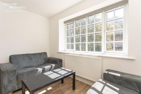 5 bedroom flat to rent - Photo 2