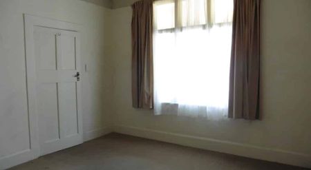 HOSPITAL HILL - 2 BEDROOMS - Photo 4