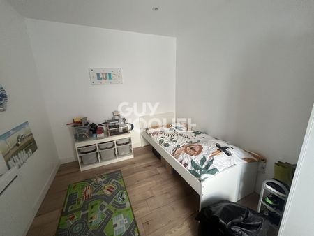 Location Appartement 4 pièces 99m² - Photo 3