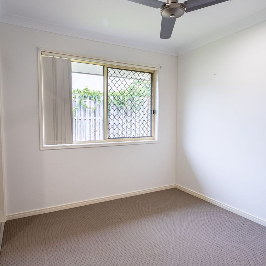 Lovely Family Home In Central Coomera - Photo 1