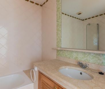 4 Bedroom Apartment with garden, Monte Estoril, Cascais - Photo 6