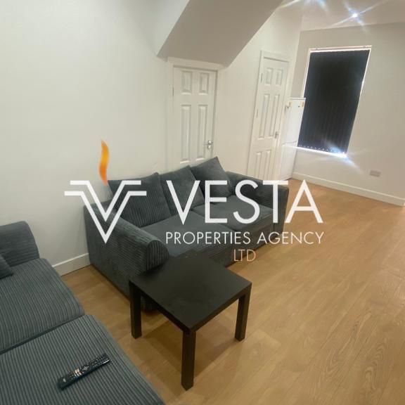 Room 1, Lower Ford Street, Coventry - Photo 1