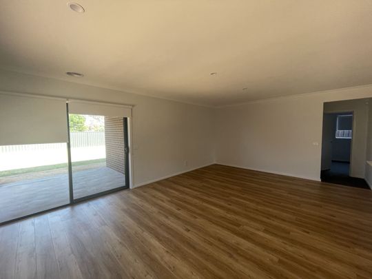 FAMILY HOME - Photo 1