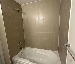 For Lease - 54 ROWLOCK Street, Welland, Ontario - Photo 4