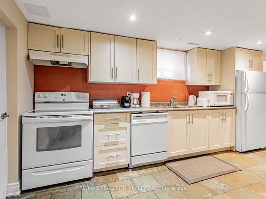 For Lease - 26 Charleston Road, Toronto, Ontario - Photo 1