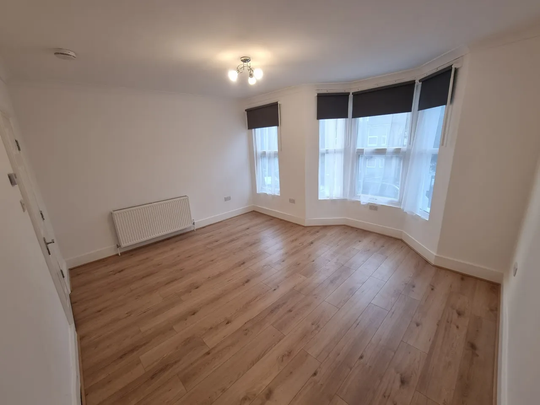 Capworth Street - Photo 1