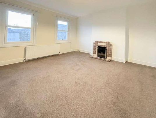 Upperton Gardens, Eastbourne, BN21 - Photo 1