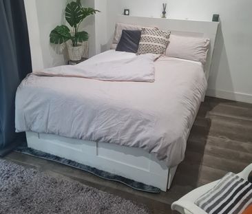 Room in a Shared Flat, Whitestone Way, CR0 - Photo 2