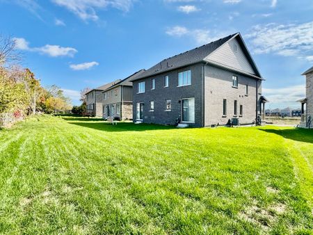 For Lease - 65 Kirkwood Way, Barrie, Ontario - Photo 5