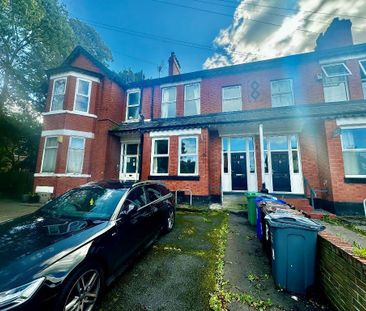 10 bedroom detached house to rent - Photo 5