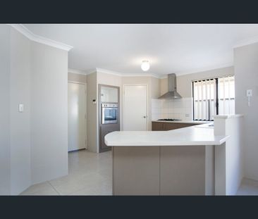 8 Meerup Drive, Success, WA 6164 - Photo 6