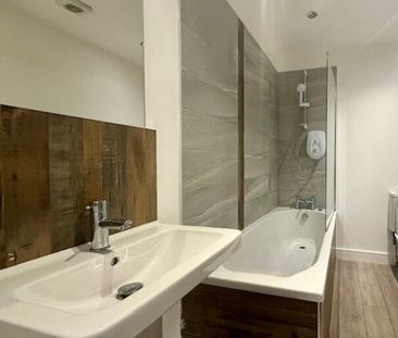 Derby Street, Colne, BB8 - Photo 4