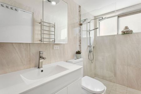 Collaroy, 2/15 Fielding Street - Photo 5