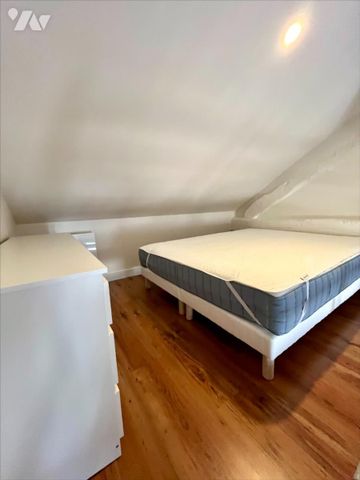 ROUEN PLACE DU VIEUX MARCHE - Appartement F1 bis - Photo 3