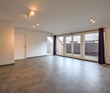 Gerenoveerd 3-slaapkamerappartement te huur in kleinschalig gebouw ... - Foto 2