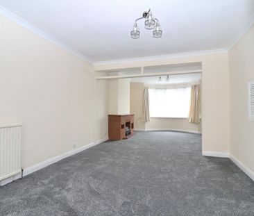 4 bedroom detached house to rent - Photo 3
