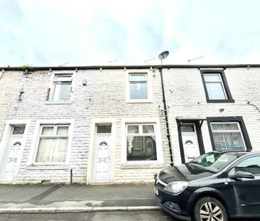 31 Bar Street, Burnley, BB10 3BA - Photo 2