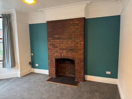 3 bedroom terraced house to rent - Photo 2