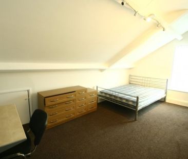 8 Bed - **bills Included** Elmwood Street, City Centre, Sunderland - Photo 4