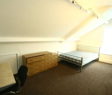 8 Bed - **bills Included** Elmwood Street, City Centre, Sunderland - Photo 5