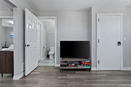 For Lease - 9 Merigold Street Unit# 1, St. Catharines, Ontario - Photo 4