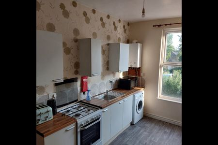 2 Bed Flat, Holberry Gardens, S10 - Photo 5