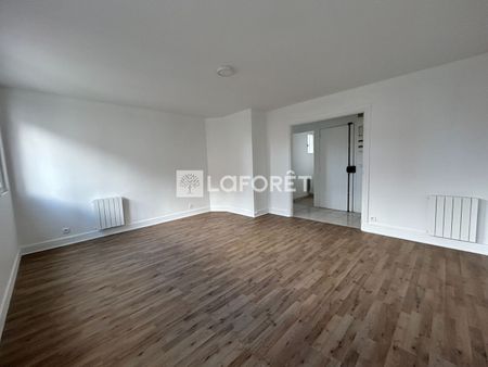 Apartment - Photo 2